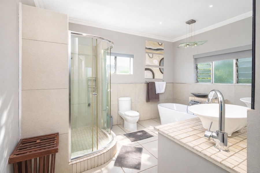 8 Bedroom Property for Sale in Schoemansville North West